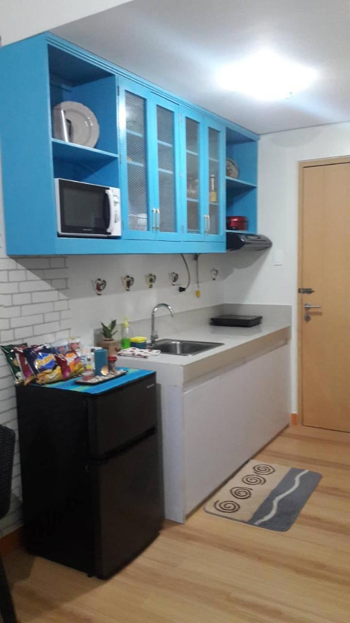 The Treehouse B @ Trees Residences Манила Экстерьер фото